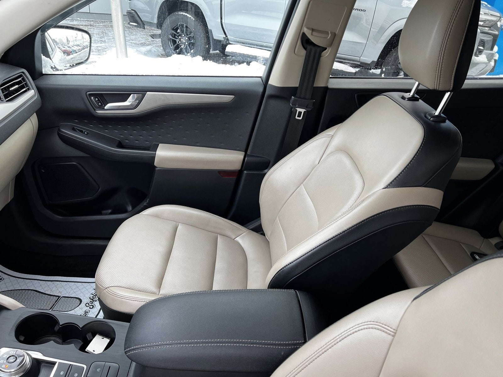 2020 Ford Escape SEL