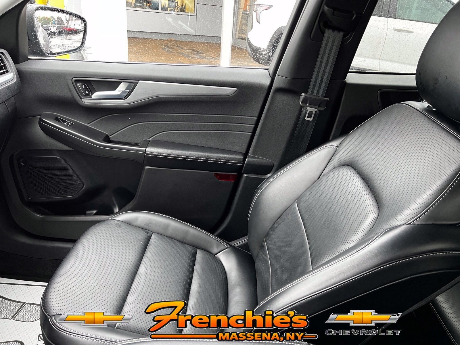 2025 Ford Escape Platinum