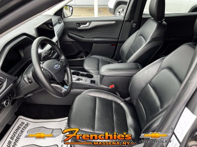 2025 Ford Escape Platinum