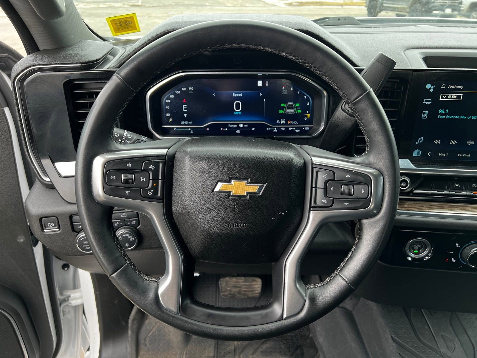 2023 Chevrolet Silverado 1500 LT (2FL)