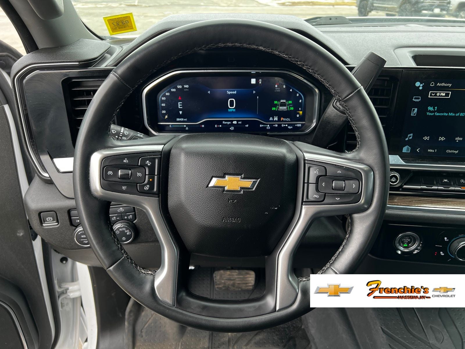 2023 Chevrolet Silverado 1500 LT (2FL)