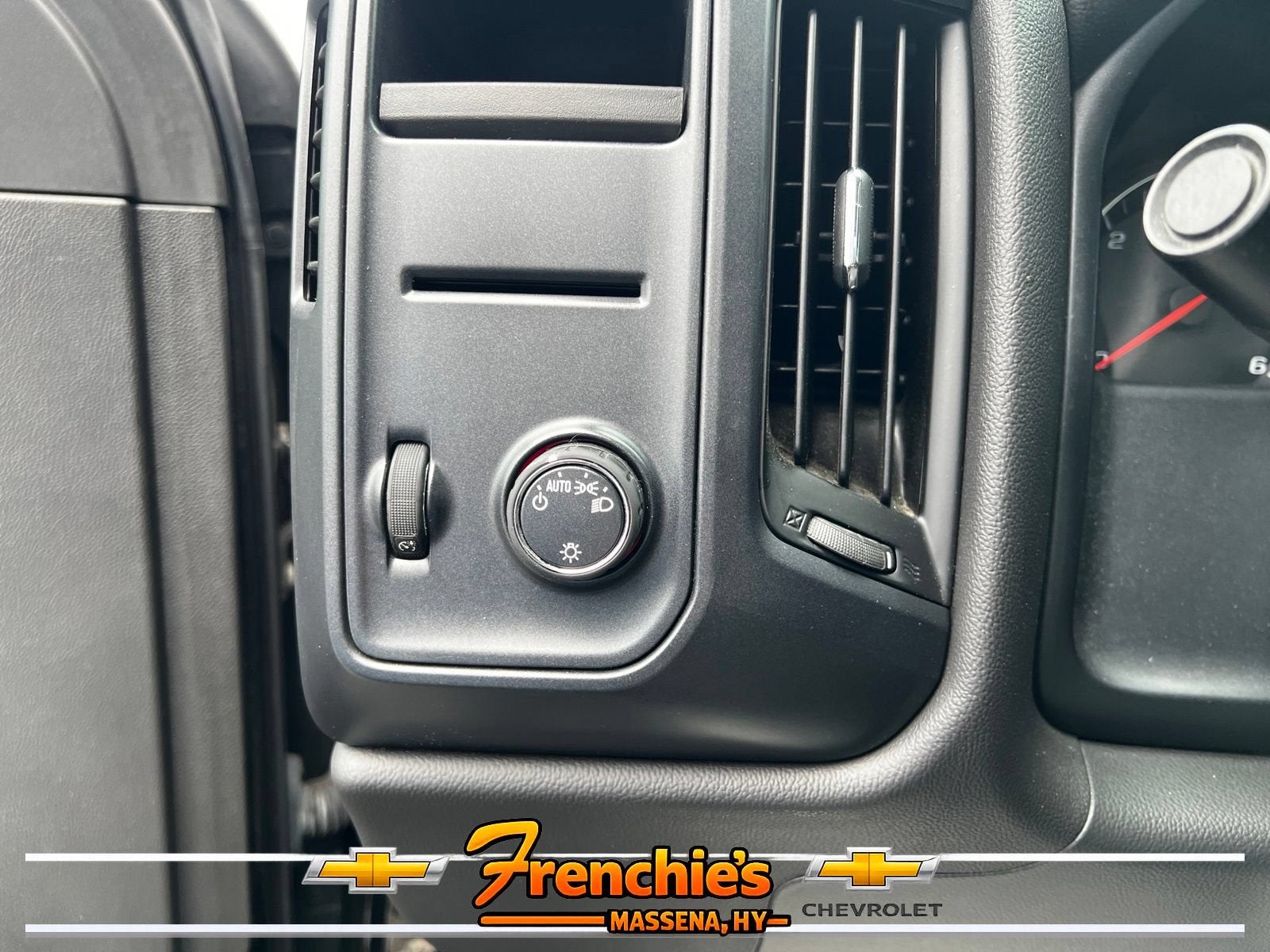 2015 GMC Sierra 1500 REG CAB 4WD 133.0