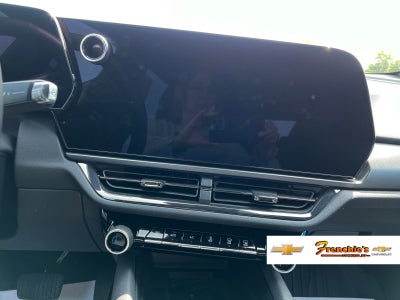 2025 Chevrolet Equinox EV RS