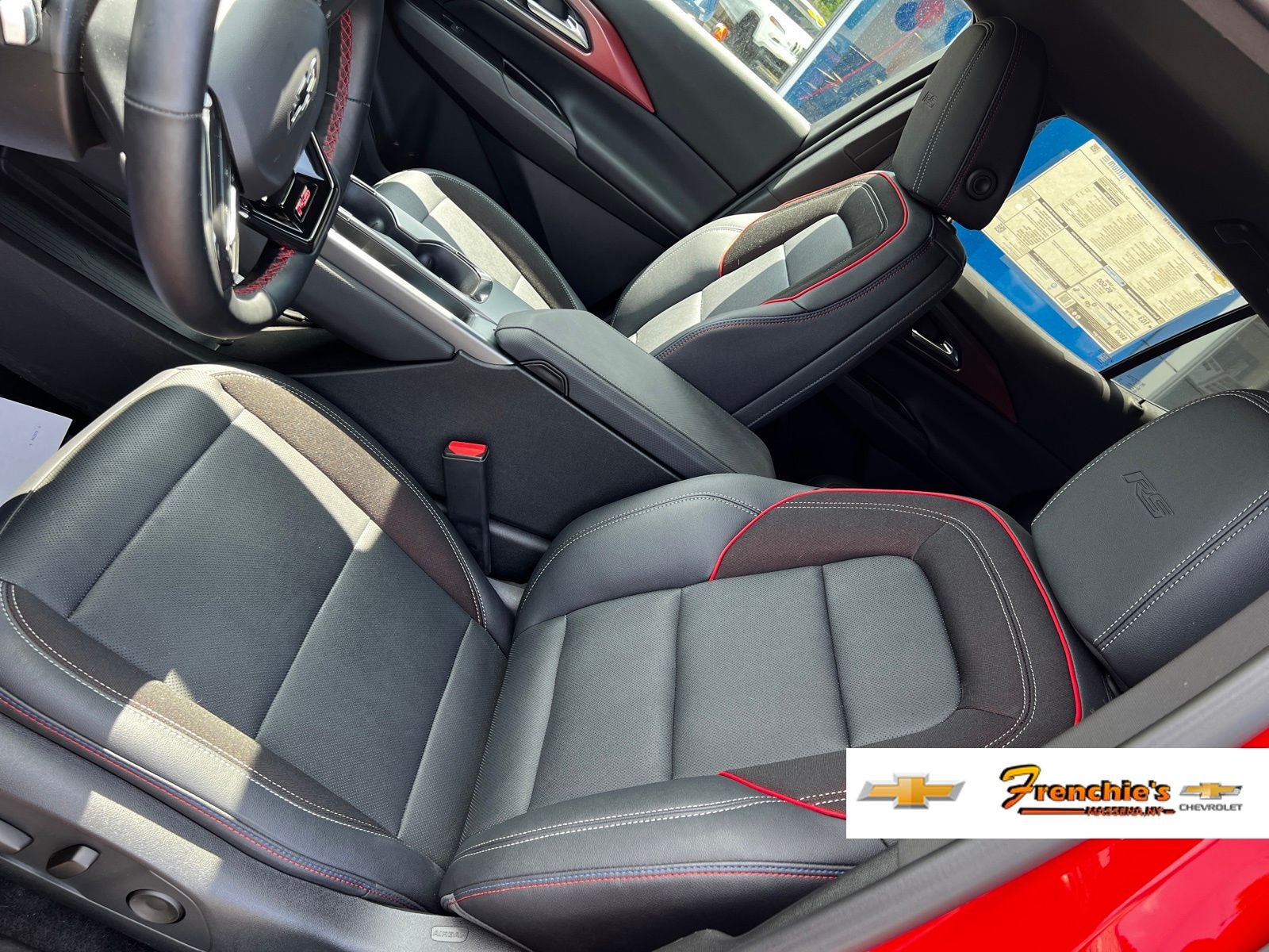 2025 Chevrolet Equinox EV RS