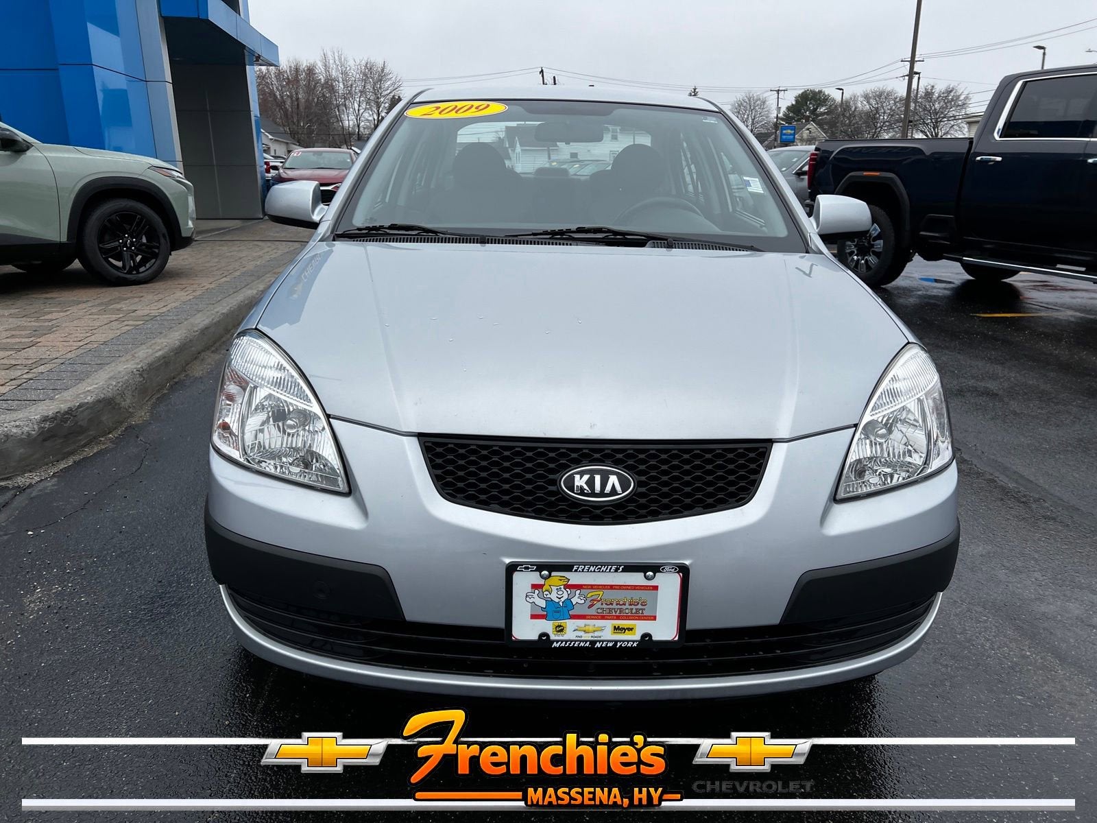 Used 2009 Kia Rio Base with VIN KNADE223396466325 for sale in Massena, NY
