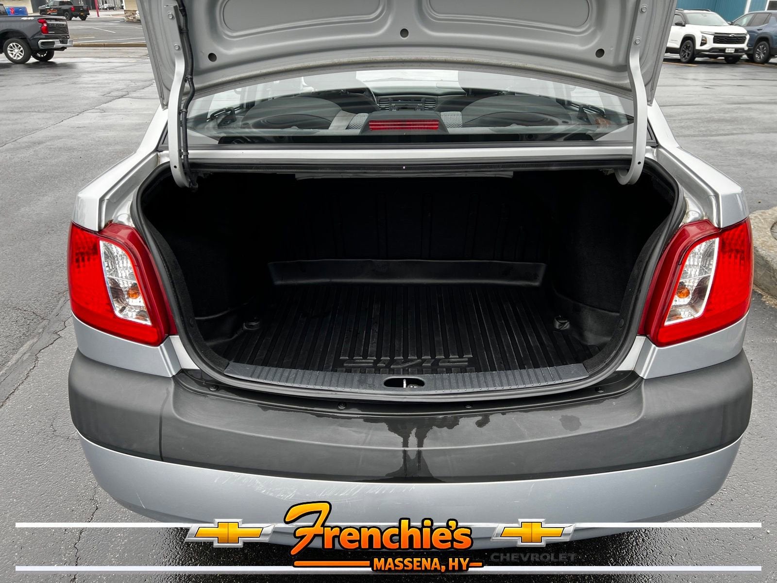 2009 Kia Rio 4DR SDN MT